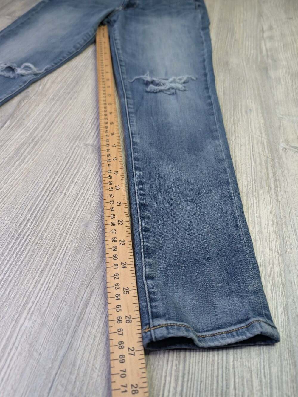 American Eagle Women's Distressed Skinny Jeans Blue Wash size 6 regular‎ - Picture 2 of 11